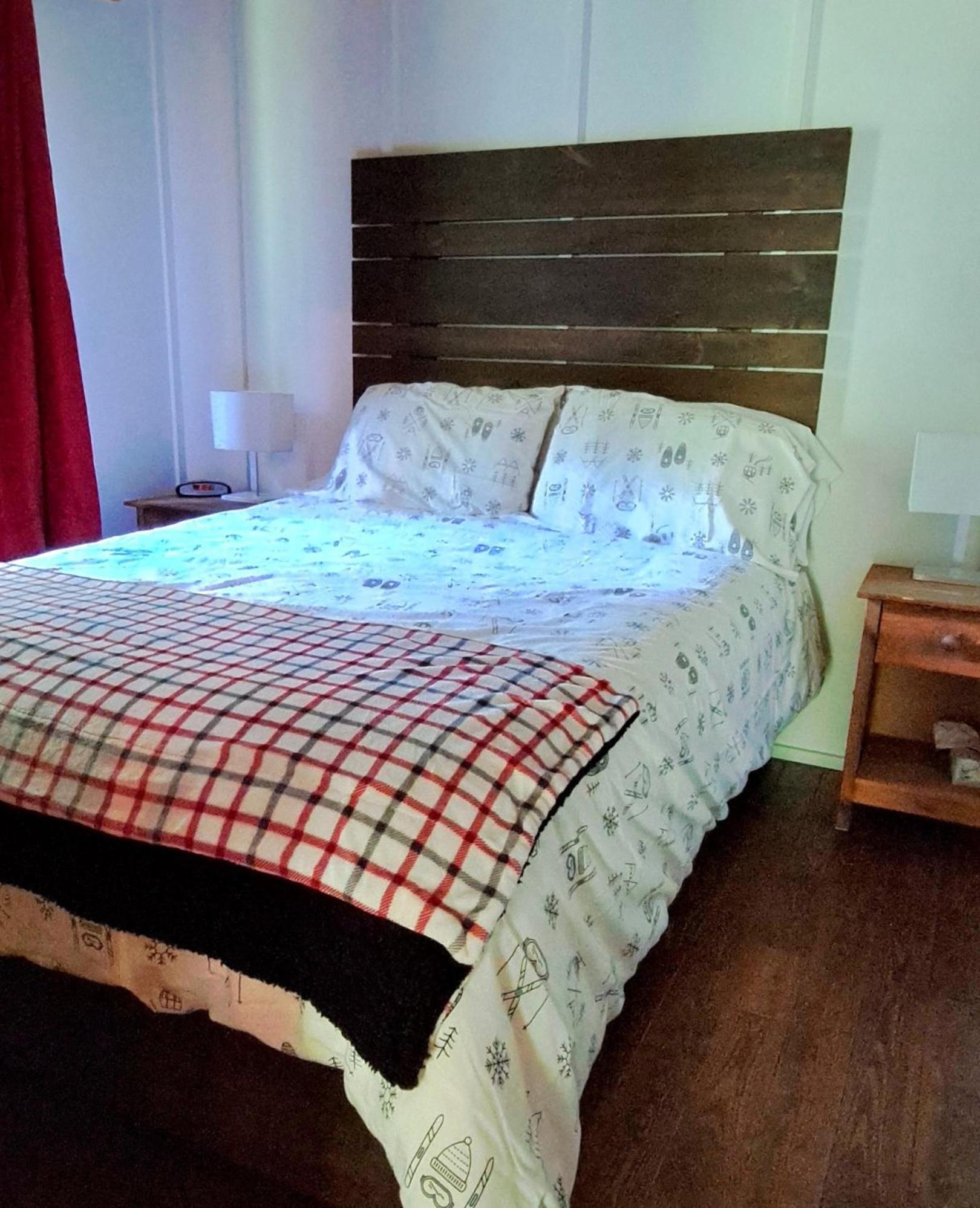 Le Grand R Hotel Сен-Дона-де-Монкалм Екстериор снимка